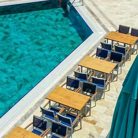 Verde Hotel 4*